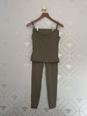 Women’s LOUNGE Olive Green Tank Top & Legging Set